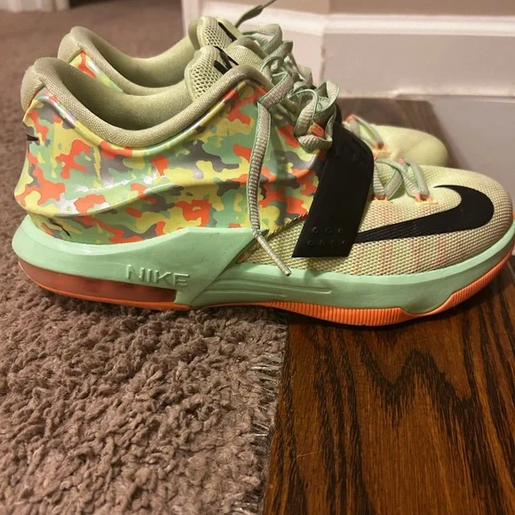 Nike KD 7 Easter(Size 6Y) - Picture 2 of 11